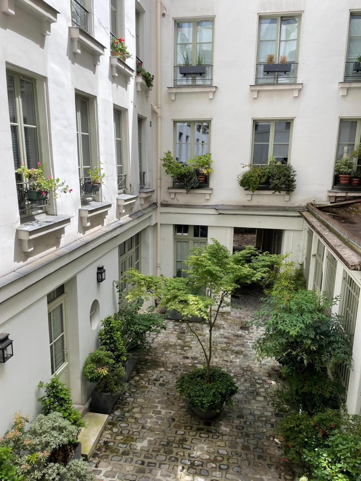4 Pieces Charme Paris Centre Apartamento Exterior foto